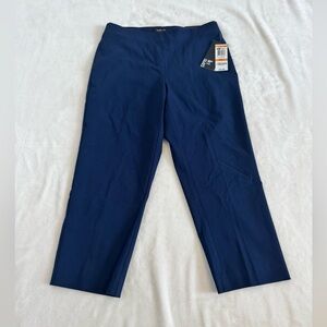 Style & Co Size Small Capri Pants Comfort Waist. Bright Navy Blue. NEW with tags
